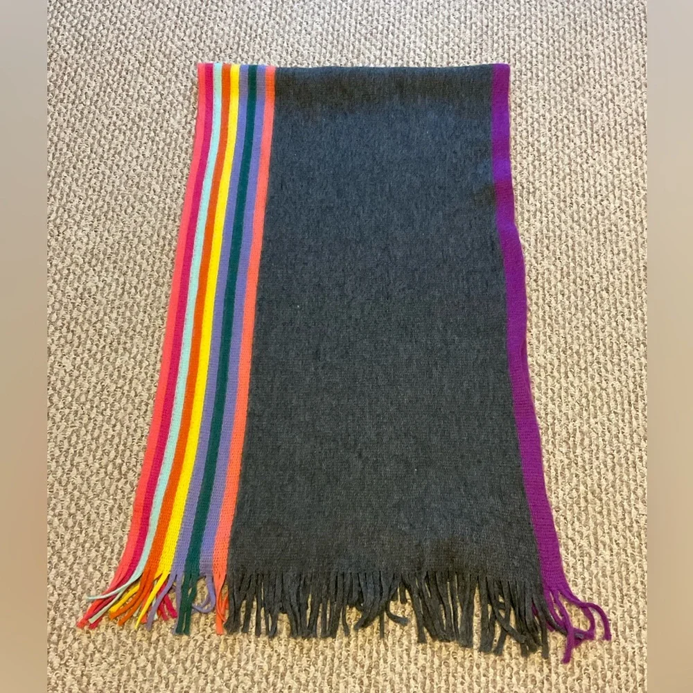 Renee’s NYC Women’s Scarf